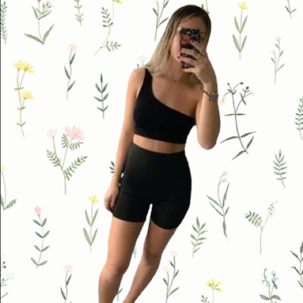 High waisted biker shorts